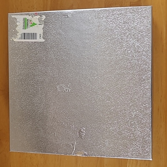 COLLECTIONS Three Ladies Vintage Floral Embroidered Handkerchiefs, Original Box - Picture 15 of 16